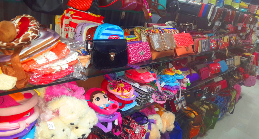 New Ammu Mart -Palani : Gift Section
